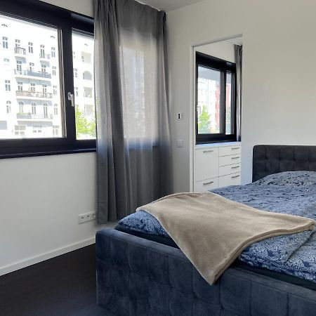 Luxury Waterfront Apartment Berlín Exterior foto