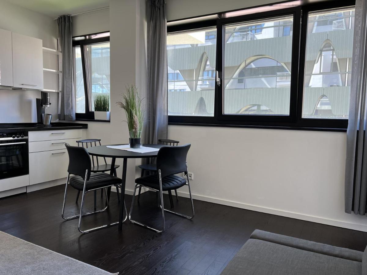 Luxury Waterfront Apartment Berlín Exterior foto